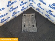 Брызговик передний